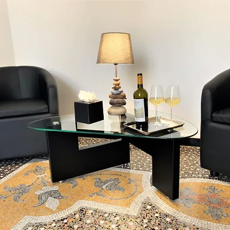 Basilico Apartment *